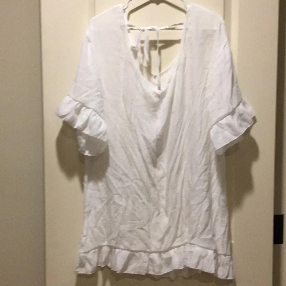 NWT Beachsissi women ruffle Vneck short sleeve cover up tie cord scoop back OS